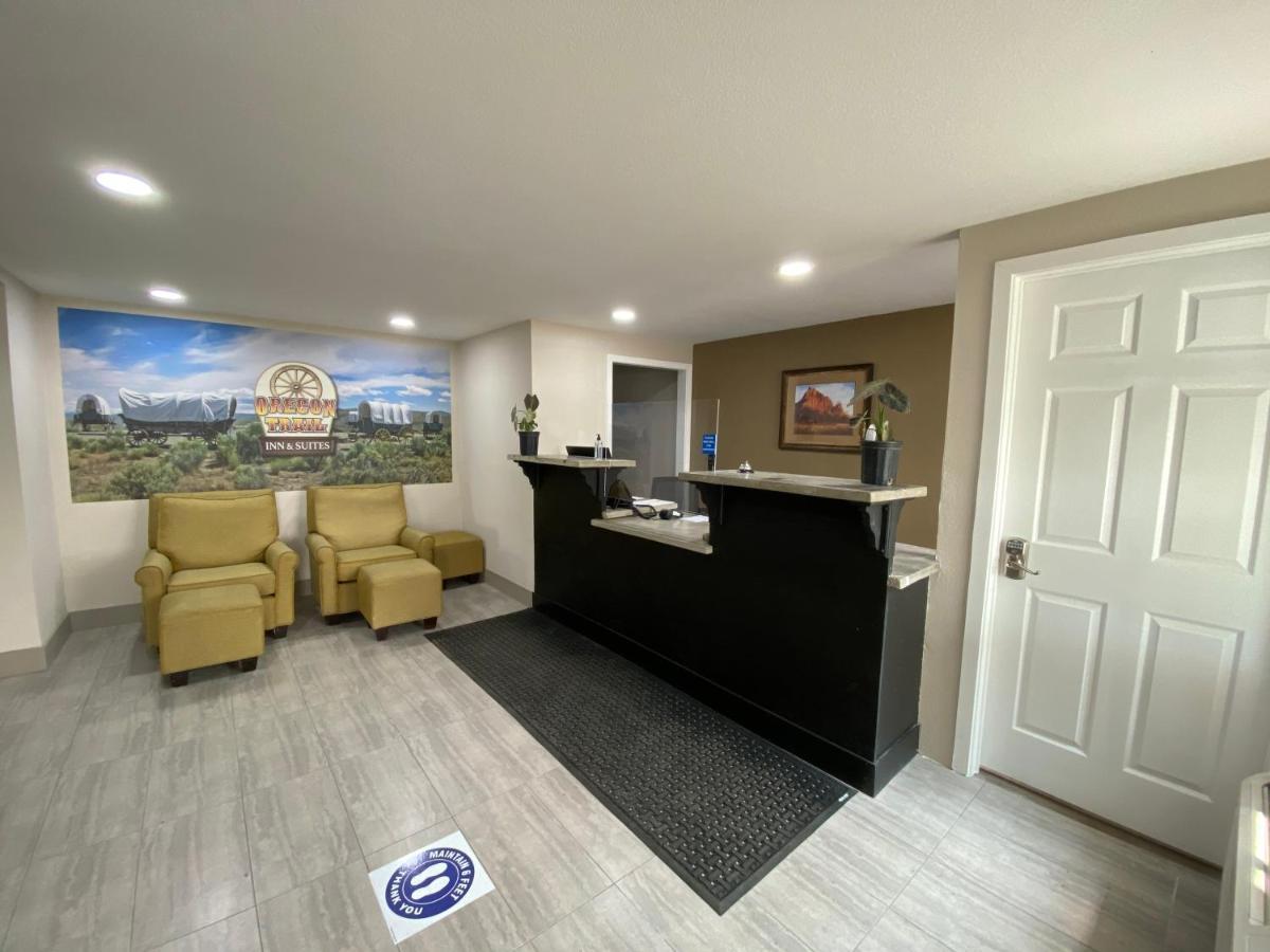 Oregon Trail Inn And Suites Lakeview Exteriör bild
